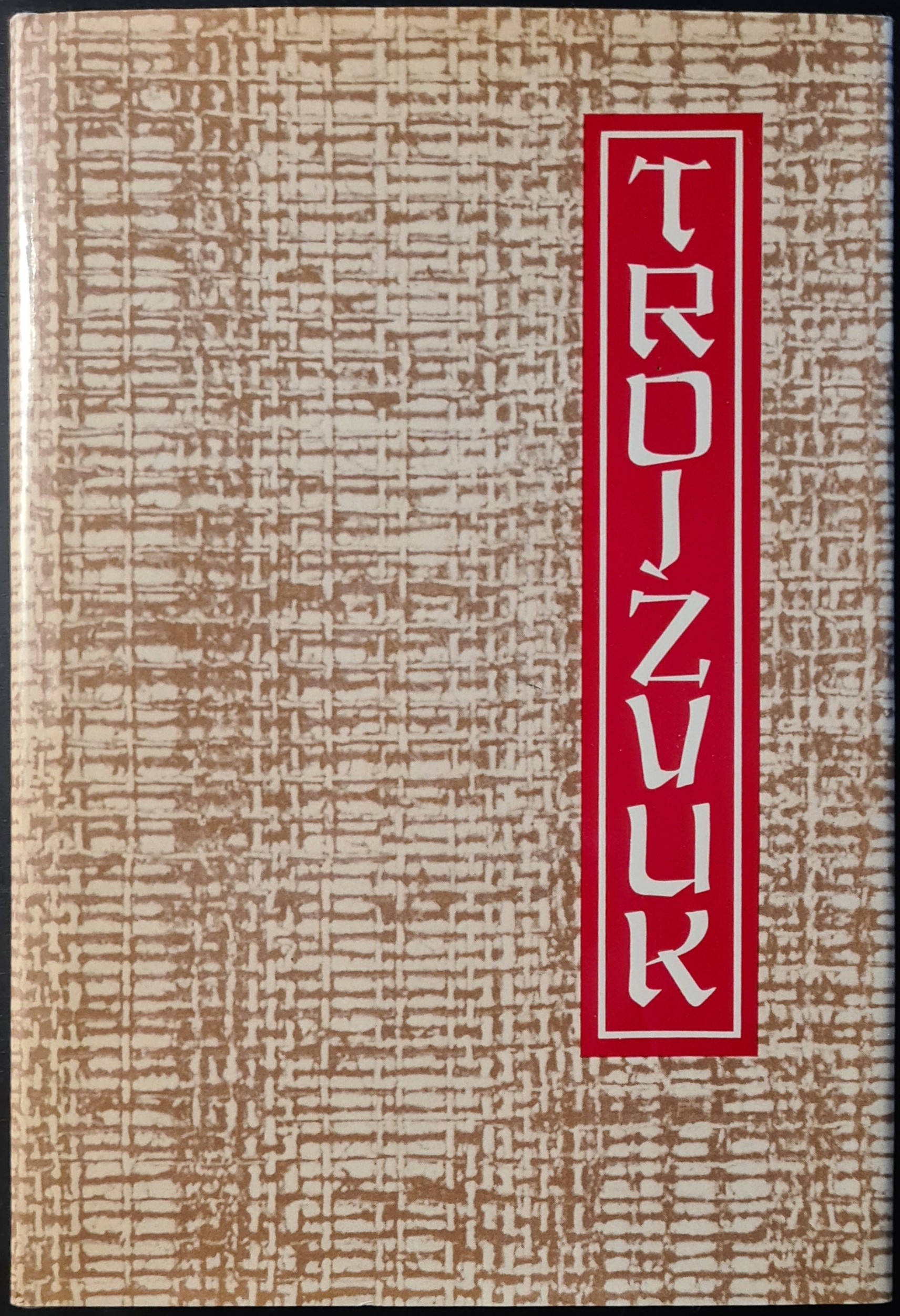Trojzvuk