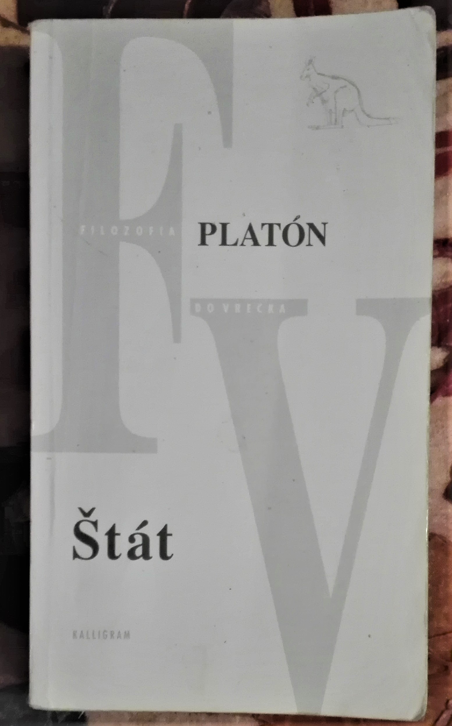 Štát