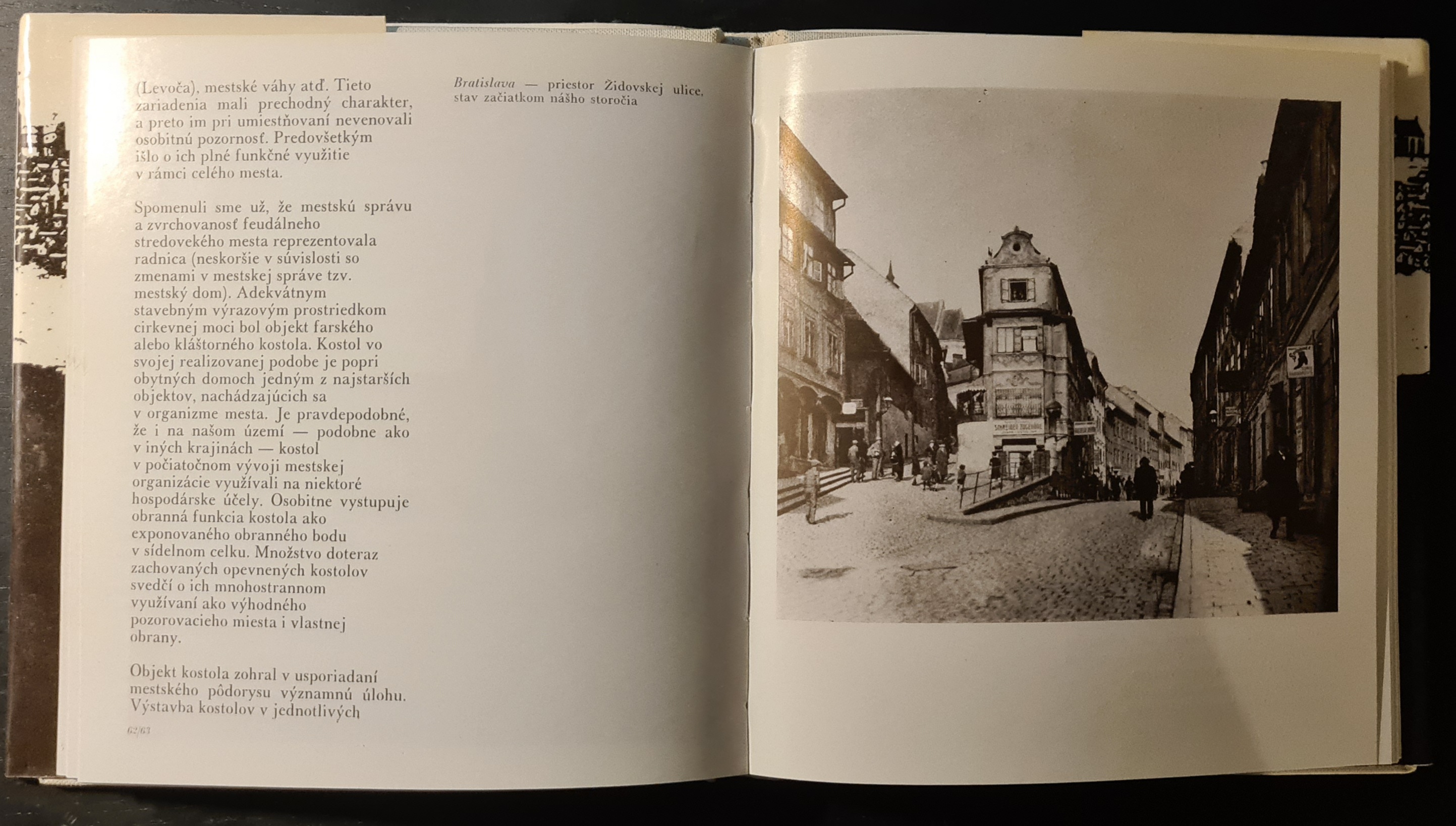 Urbanizmus stredovekého mesta na Slovensku