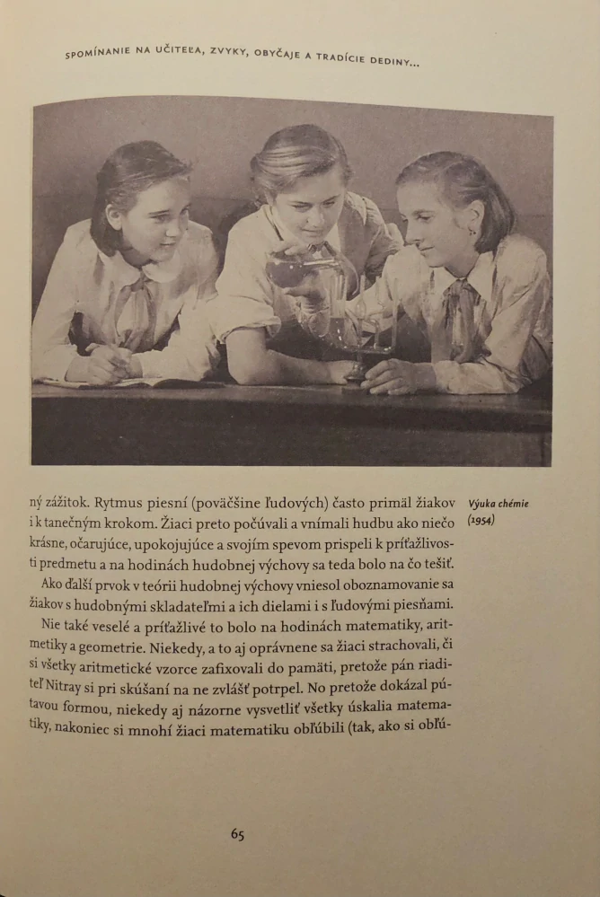 Na Máni (Spomínanie na učiteľa, zvyky, obyčaje a tradície dediny na Požitaví)