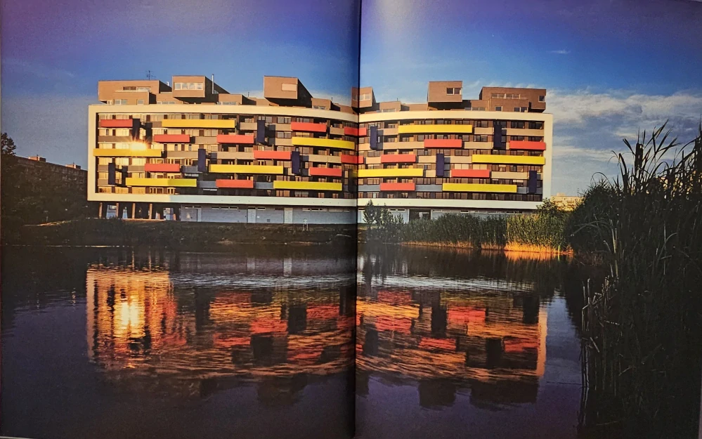 Nová slovenská architektúra /s podpisom