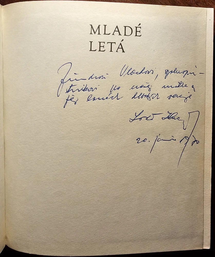S flintou pod kabátom /s podpisom